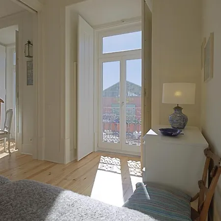 Apartman Ophelia River Portuguese Living *